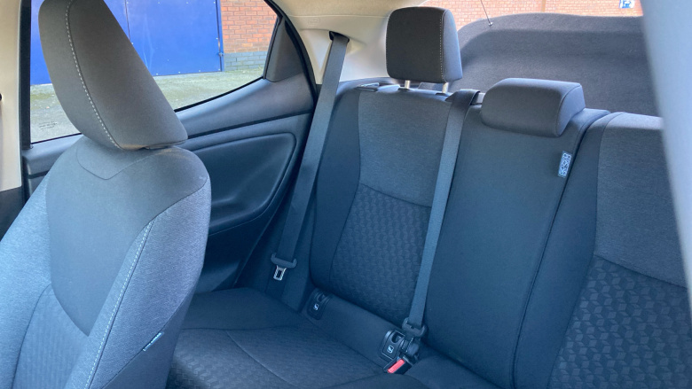 Toyota Yaris 1.5 Hybrid Design 5dr CVT Hybrid Hatchback